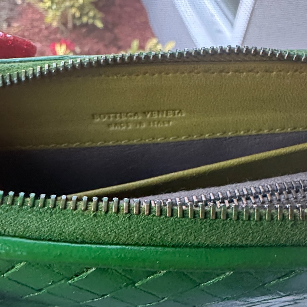 Bottega green zippy wallet - Picture 9 of 9